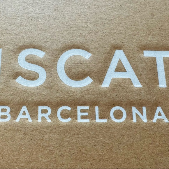 Viscata Barcelona Women's Vibrant Pink Espadrilles - Picture 6 of 6